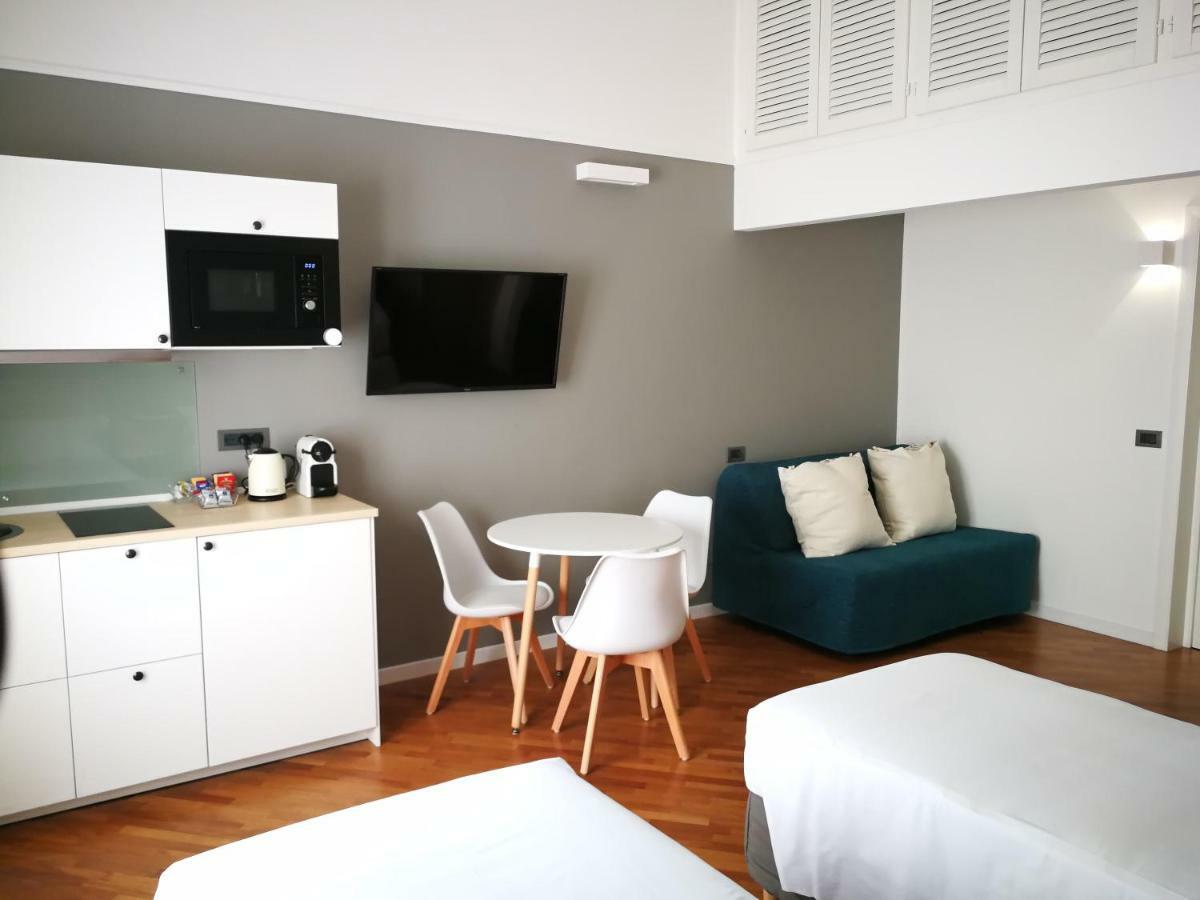 Carulli 69 - Flexible Check-In Apartments Bari Luaran gambar